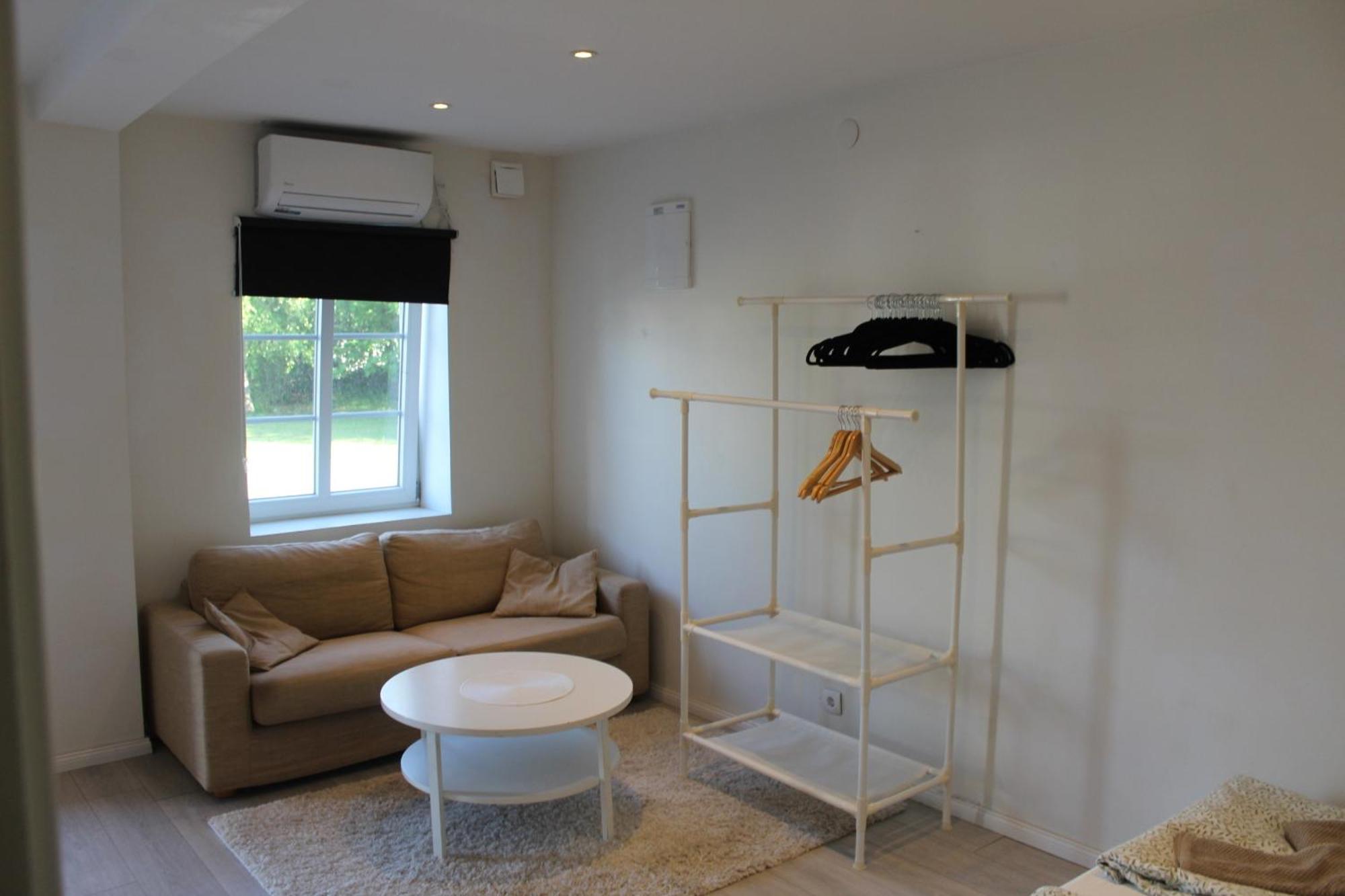 Cozy City Stay Steps From The Beach & Transit Abbekas Exterior photo